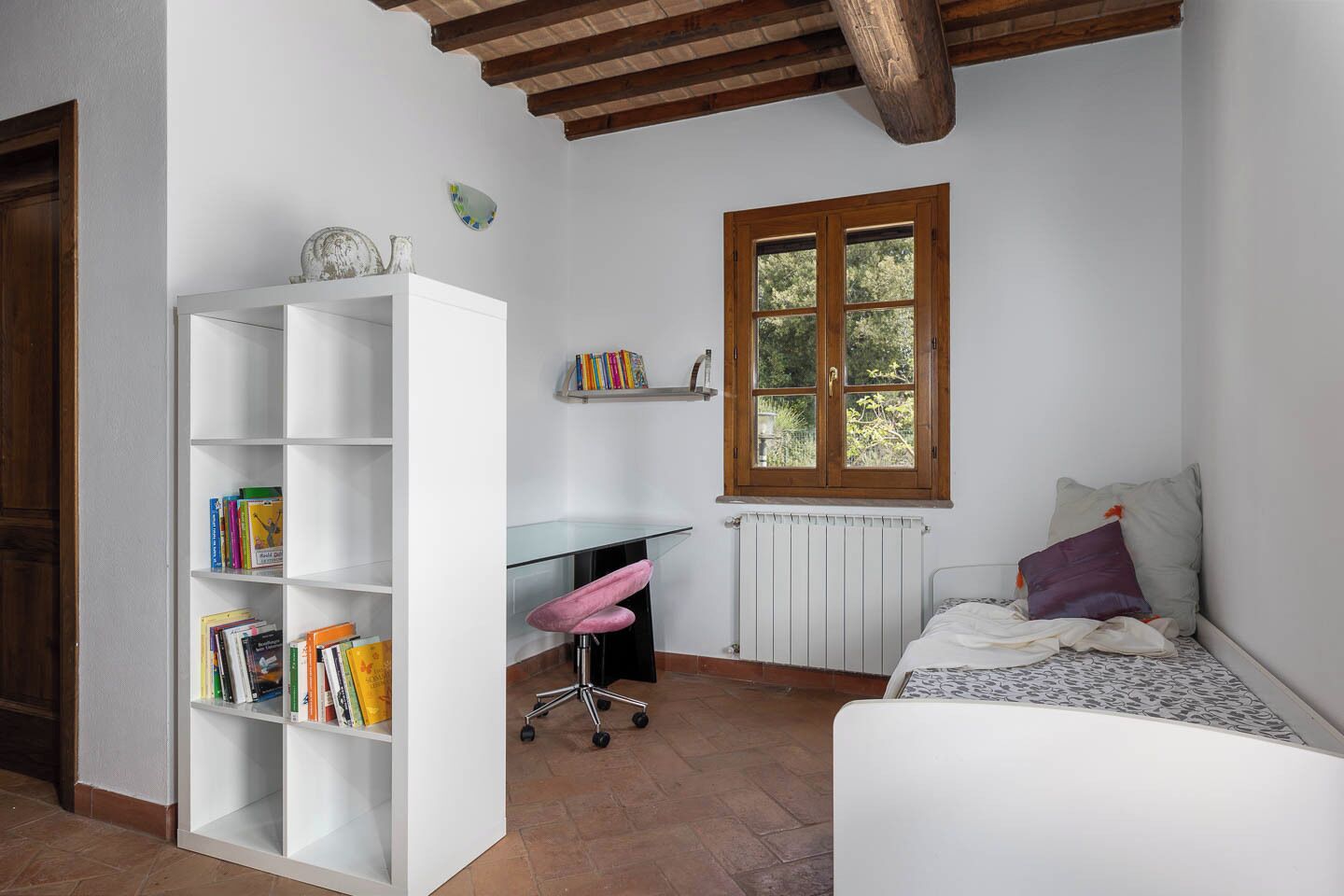 Villa | Individually decorated, individually furnished, desk, iron/ironing board