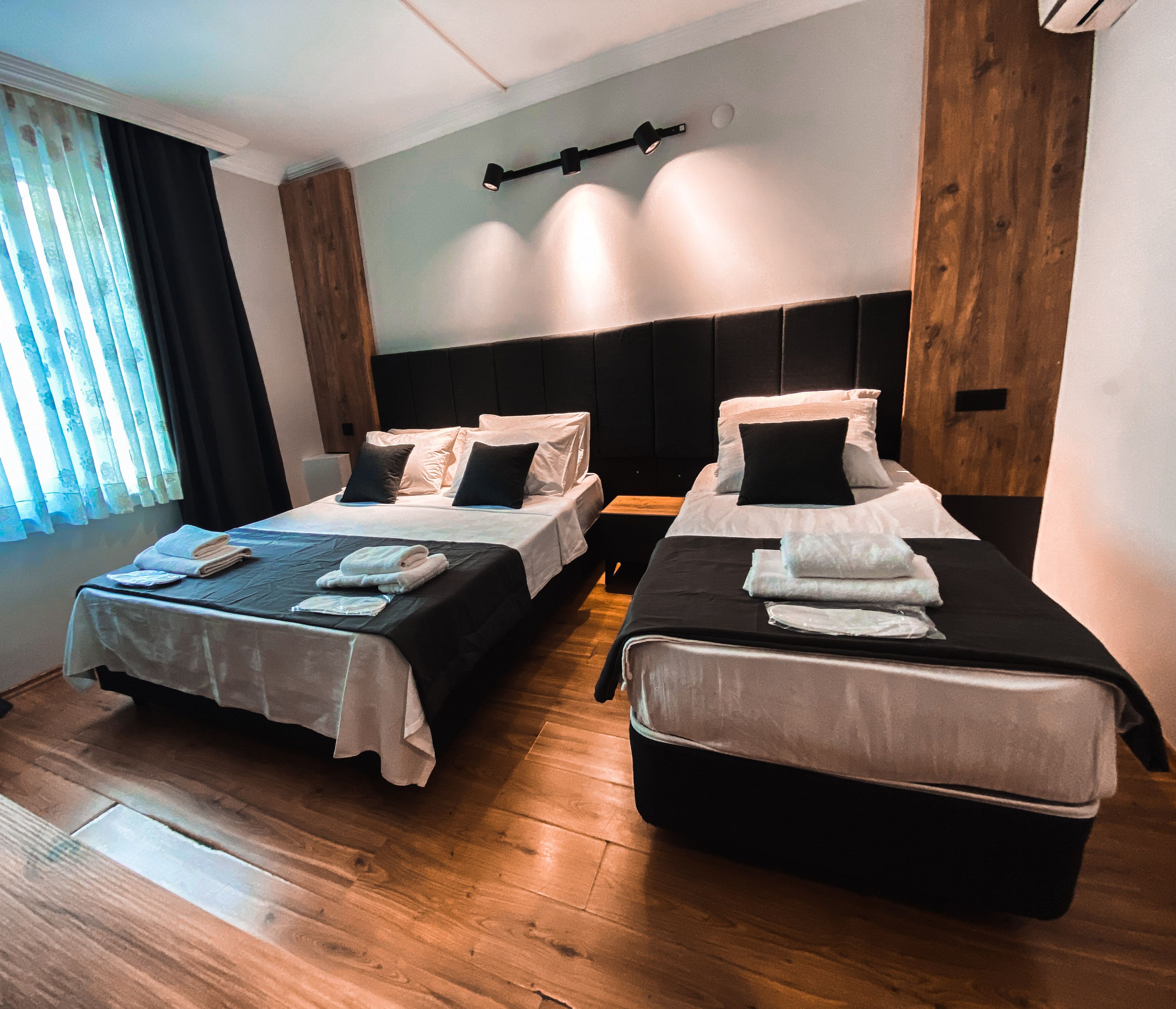 Photo - Tepe Hotel - Basic & Central