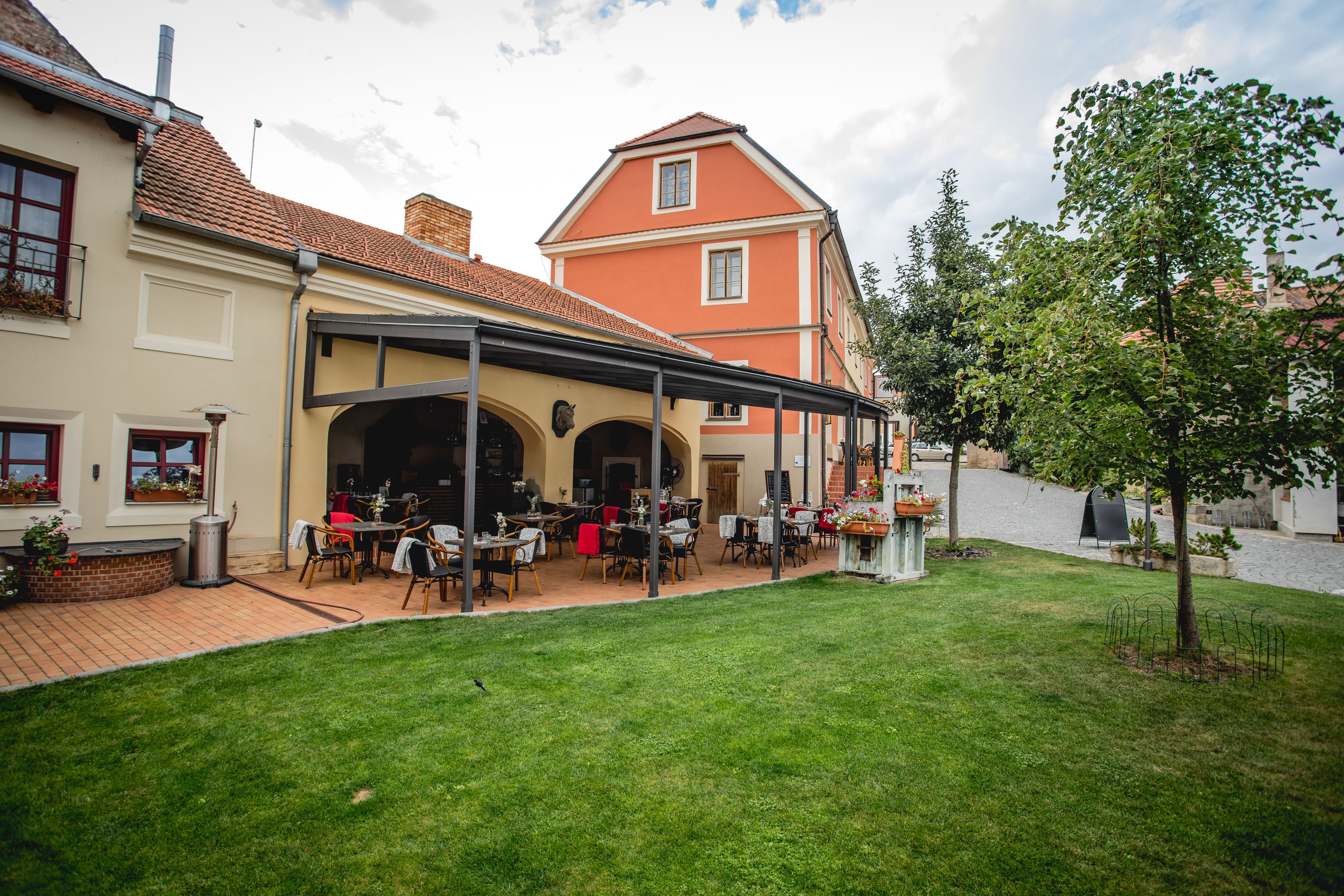 Photo - Hotel Dvur Hoffmeister