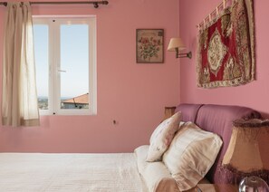 Villa, 3 habitaciones, vistas a la montaña | 3 dormitorios, ropa de cama de alta calidad, escritorio