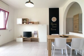 Villa, 3 Bedrooms | Living area | Flat-screen TV - Villetta Gardenia (Morciano di Leuca)