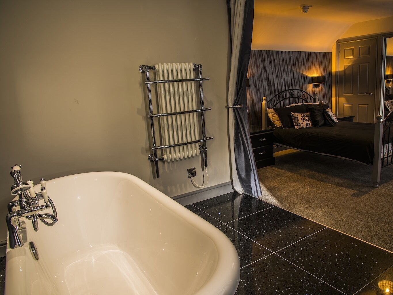 comfort double room, ensuite (side seaview) | wifi