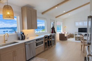 Fridge, microwave, oven, stovetop - Front Row Waterfront Views— Steps to Beach, Town & Ferry (Kingston)