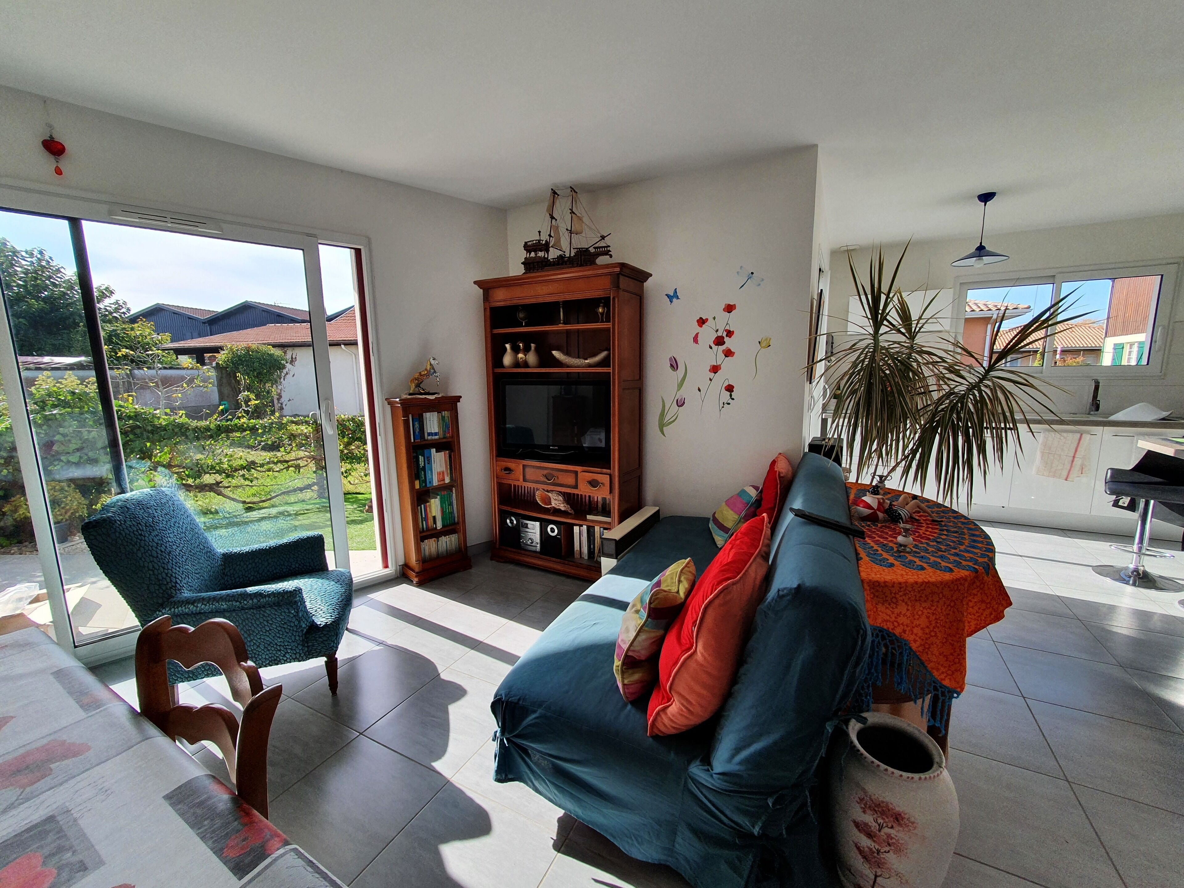 TV, books, stereo, computer monitors