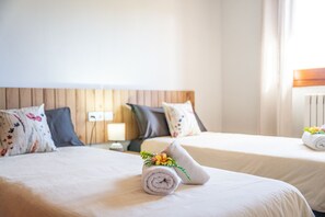 3 bedrooms, in-room safe, iron/ironing board, free WiFi