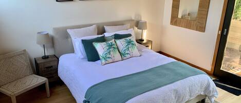 4 chambres, fer et planche à repasser, Wi-Fi gratuit, draps fournis