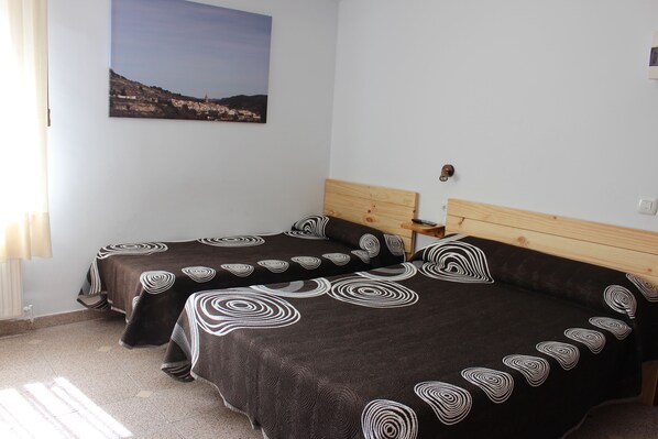 Camas extra, wifi gratis y ropa de cama