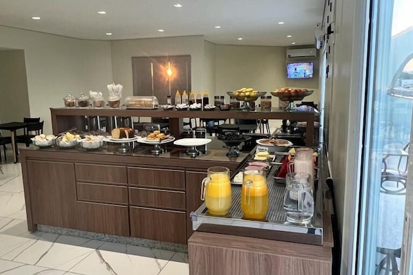 Free daily buffet breakfast