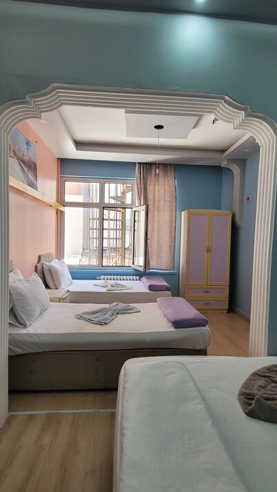 Umut Bakis Hotel