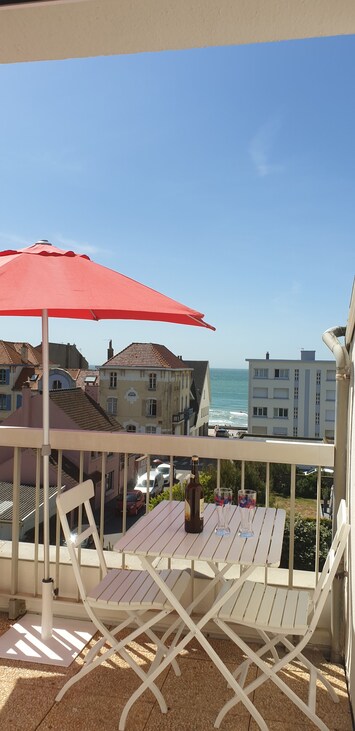 vue mer de la terrasse du studio 