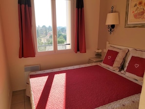 3 bedrooms, WiFi