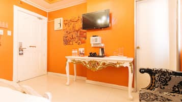 Desk, WiFi (free), bed sheets