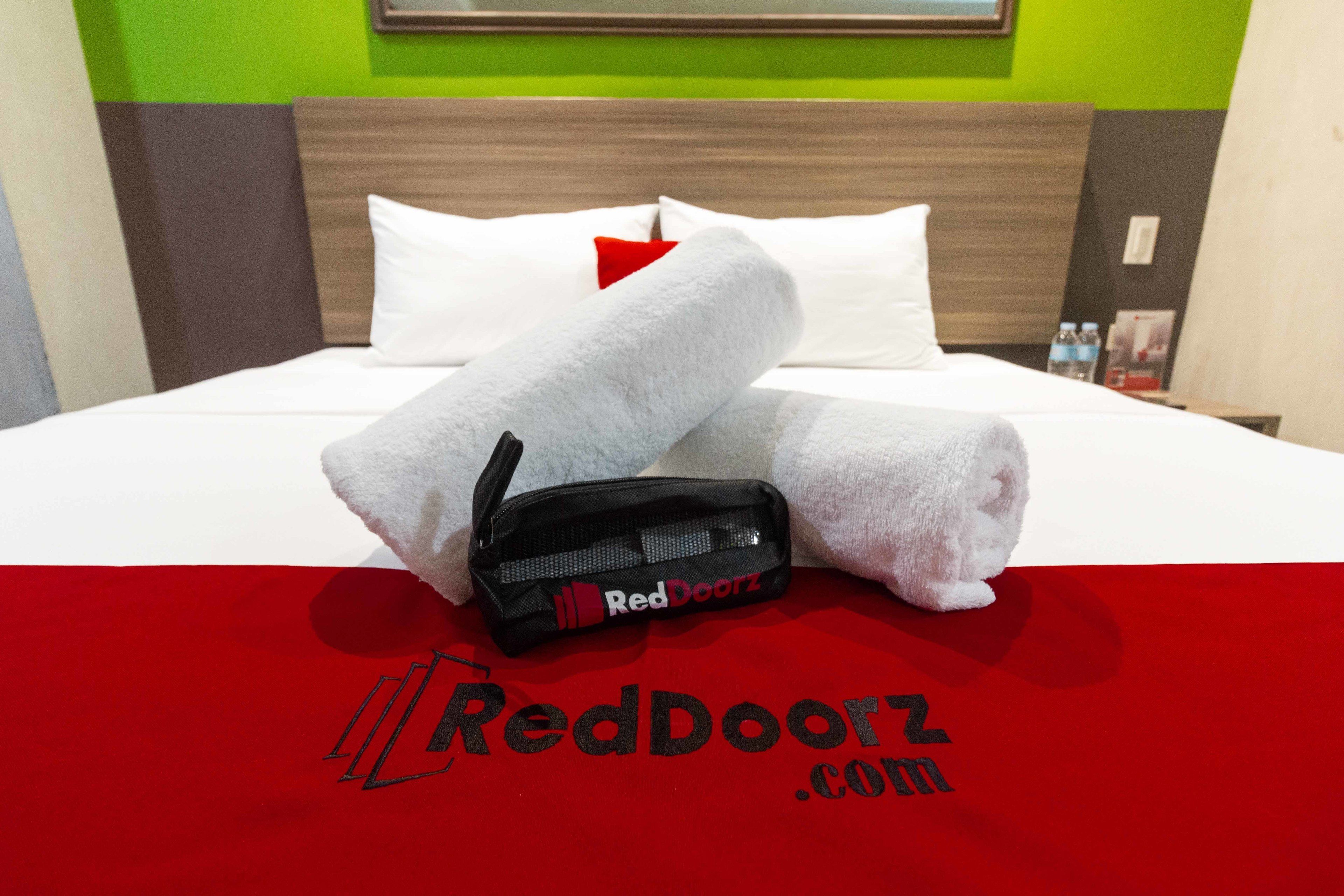 Foto - RedDoorz Plus @ Jones Avenue Cebu