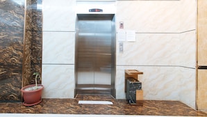 Ảnh chưa phân loại, 2 trong số 53 ảnh, nút
