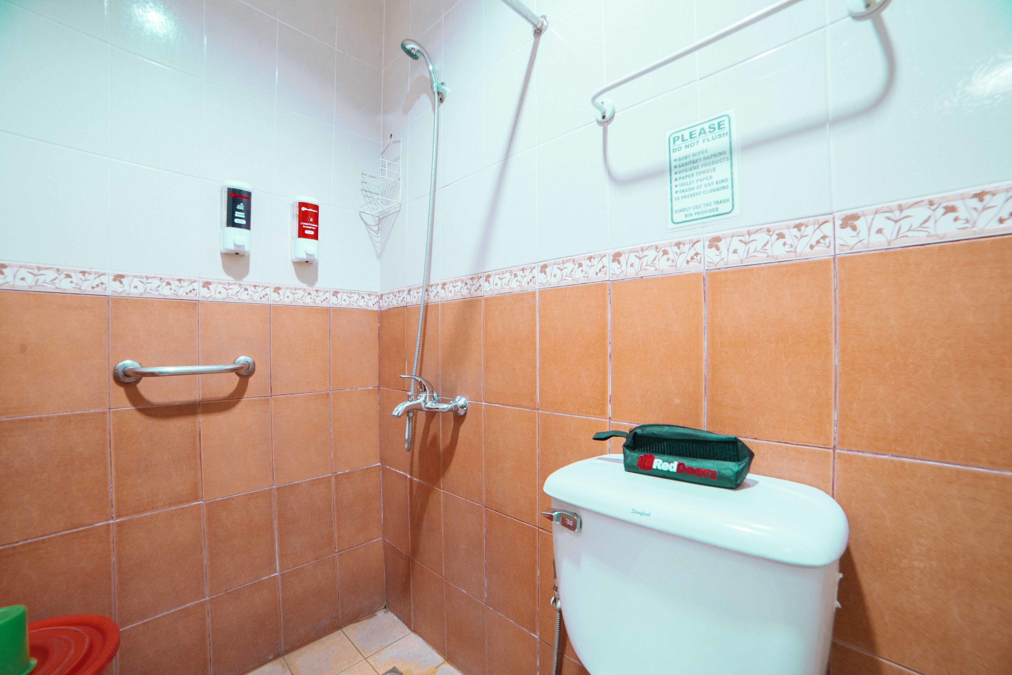 Foto - RedDoorz at La Casa Guesthouse former RedDoorz at Tamarind Street Angeles City