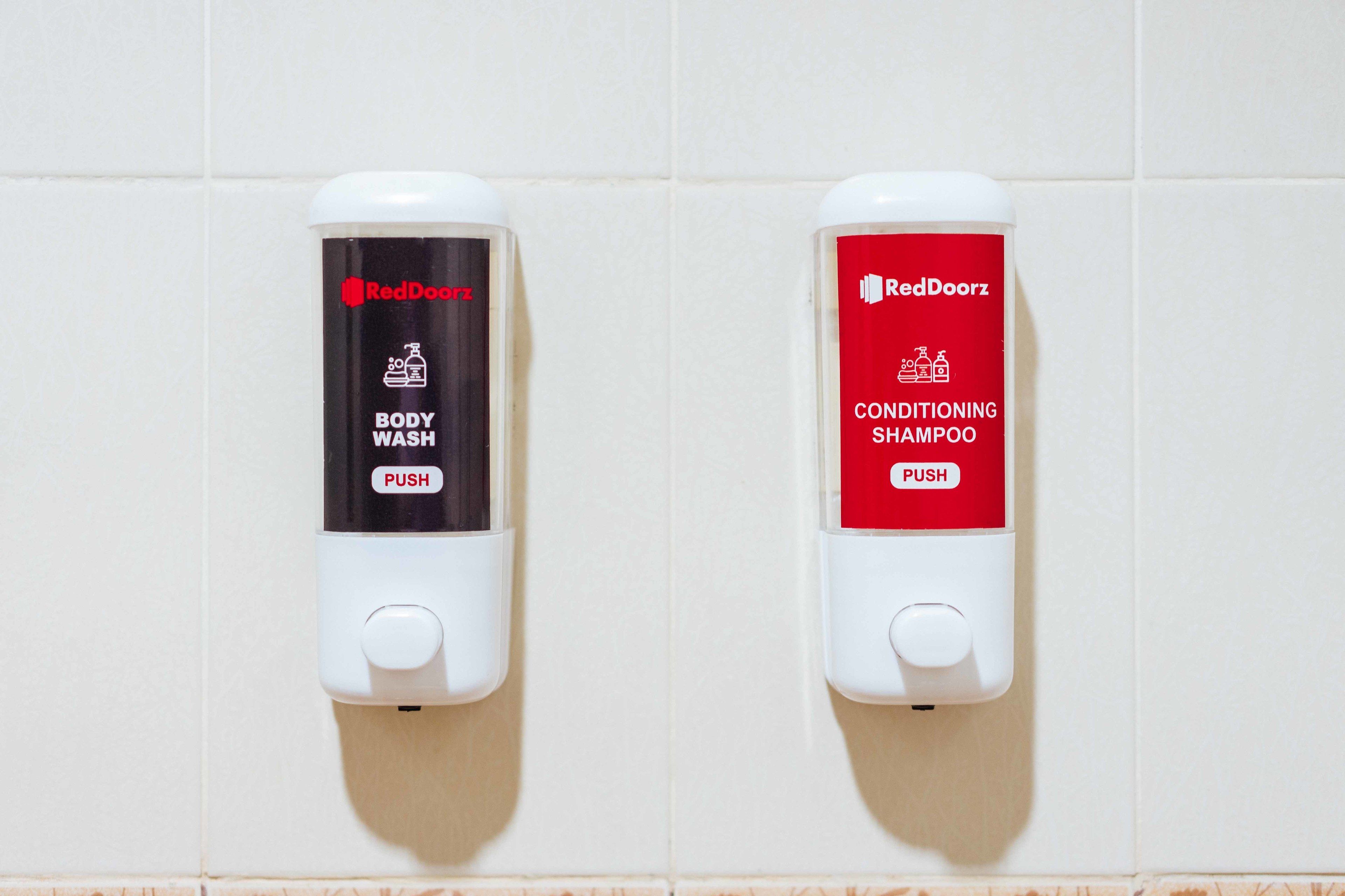 Foto - RedDoorz at La Casa Guesthouse former RedDoorz at Tamarind Street Angeles City