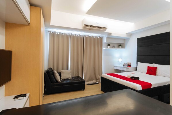 Habitación doble | Escritorio, wifi gratis y ropa de cama 