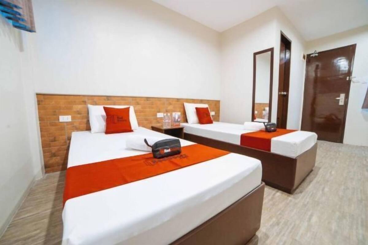 Desk, free WiFi, bed sheets