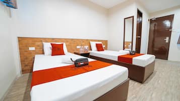 雙床房 | 書桌、免費無線上網、床單