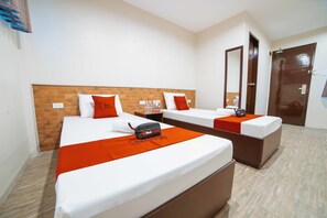 Zweibettzimmer | Schreibtisch, kostenloses WLAN, Bettwäsche