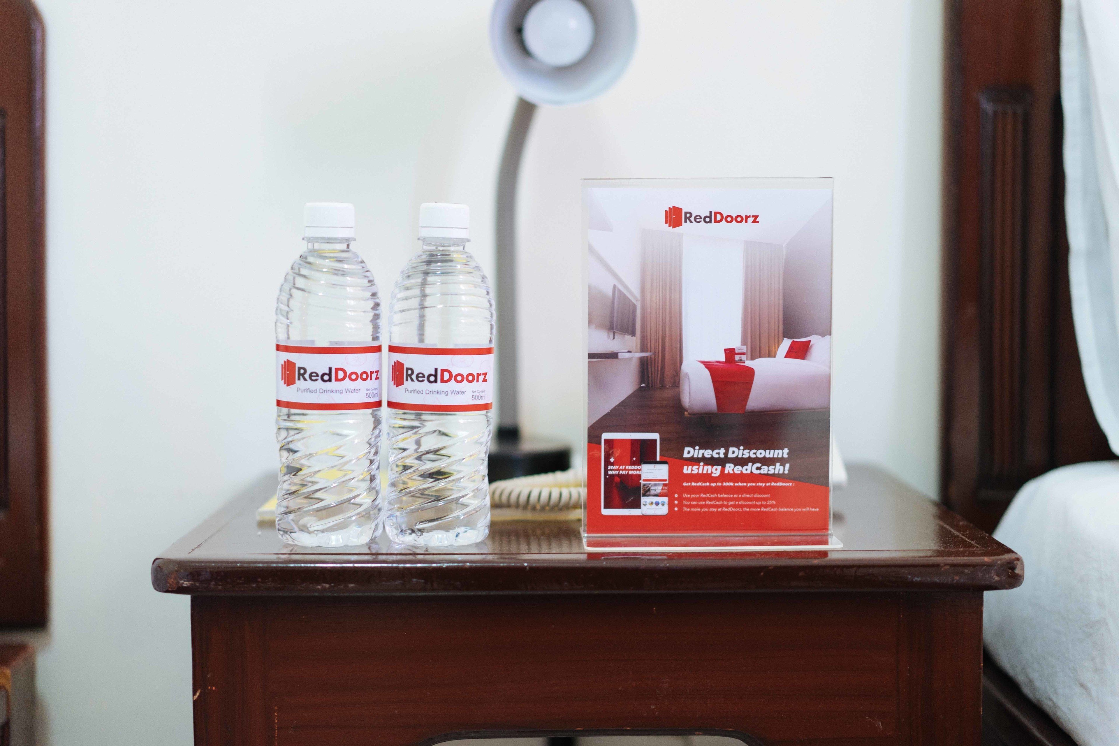 quadruple room | desk, laptop workspace, free wifi