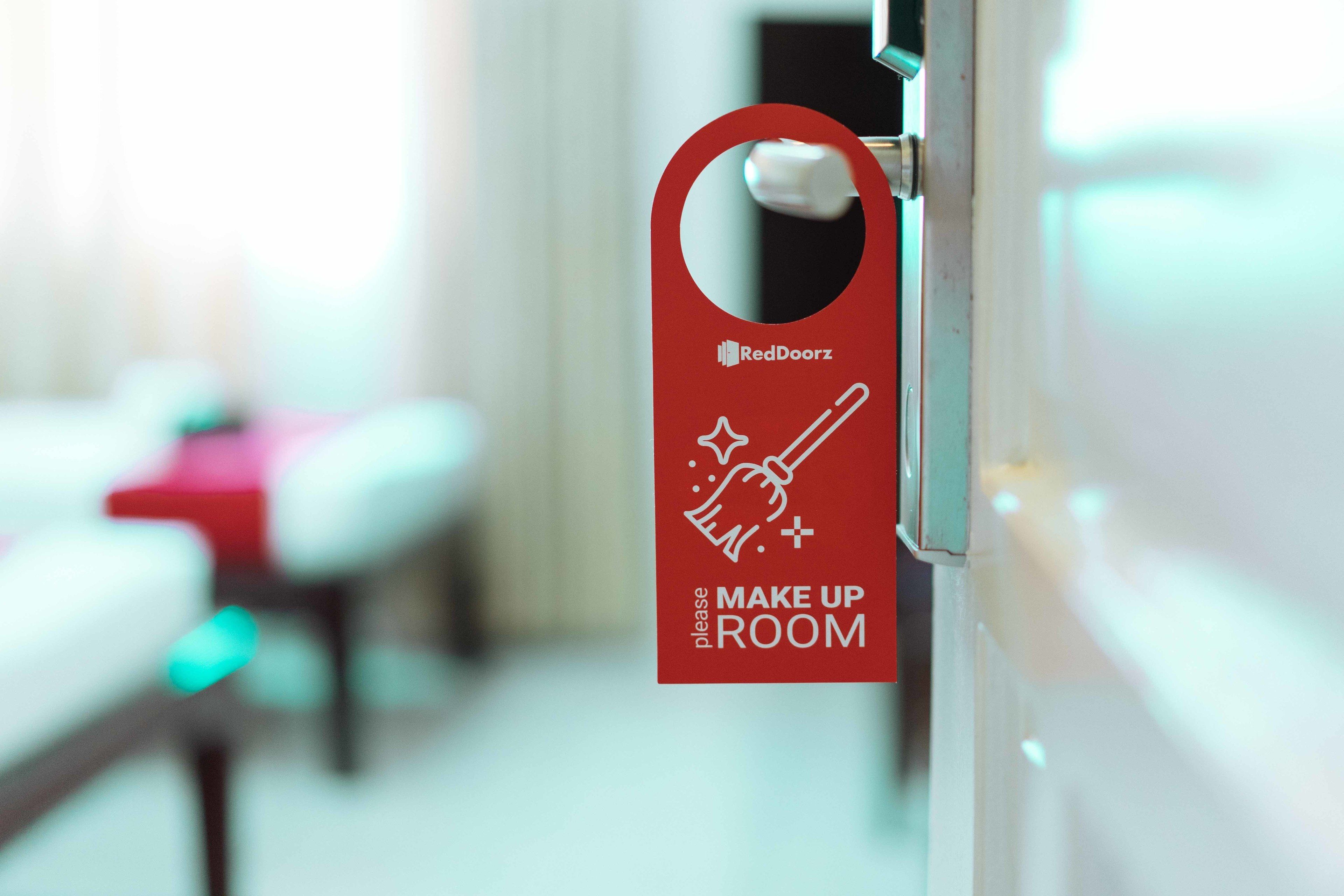 quadruple room | desk, laptop workspace, free wifi