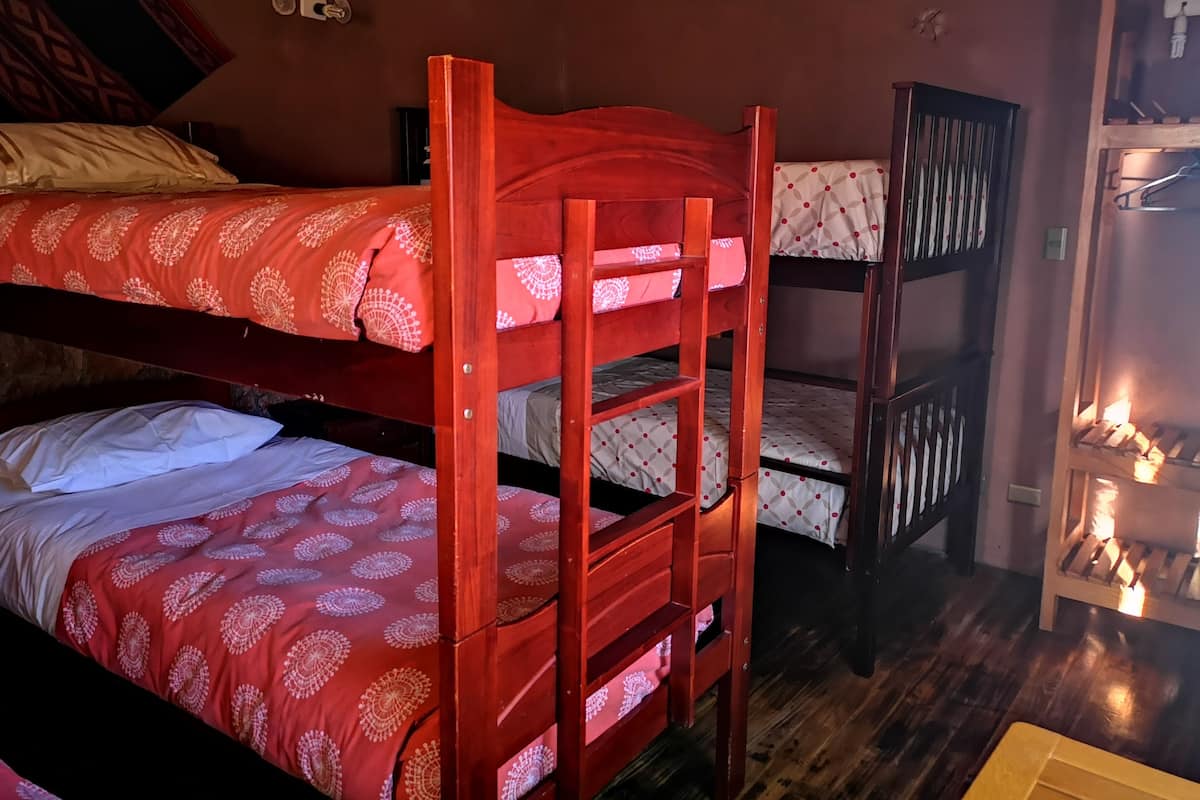 Free WiFi, bed sheets