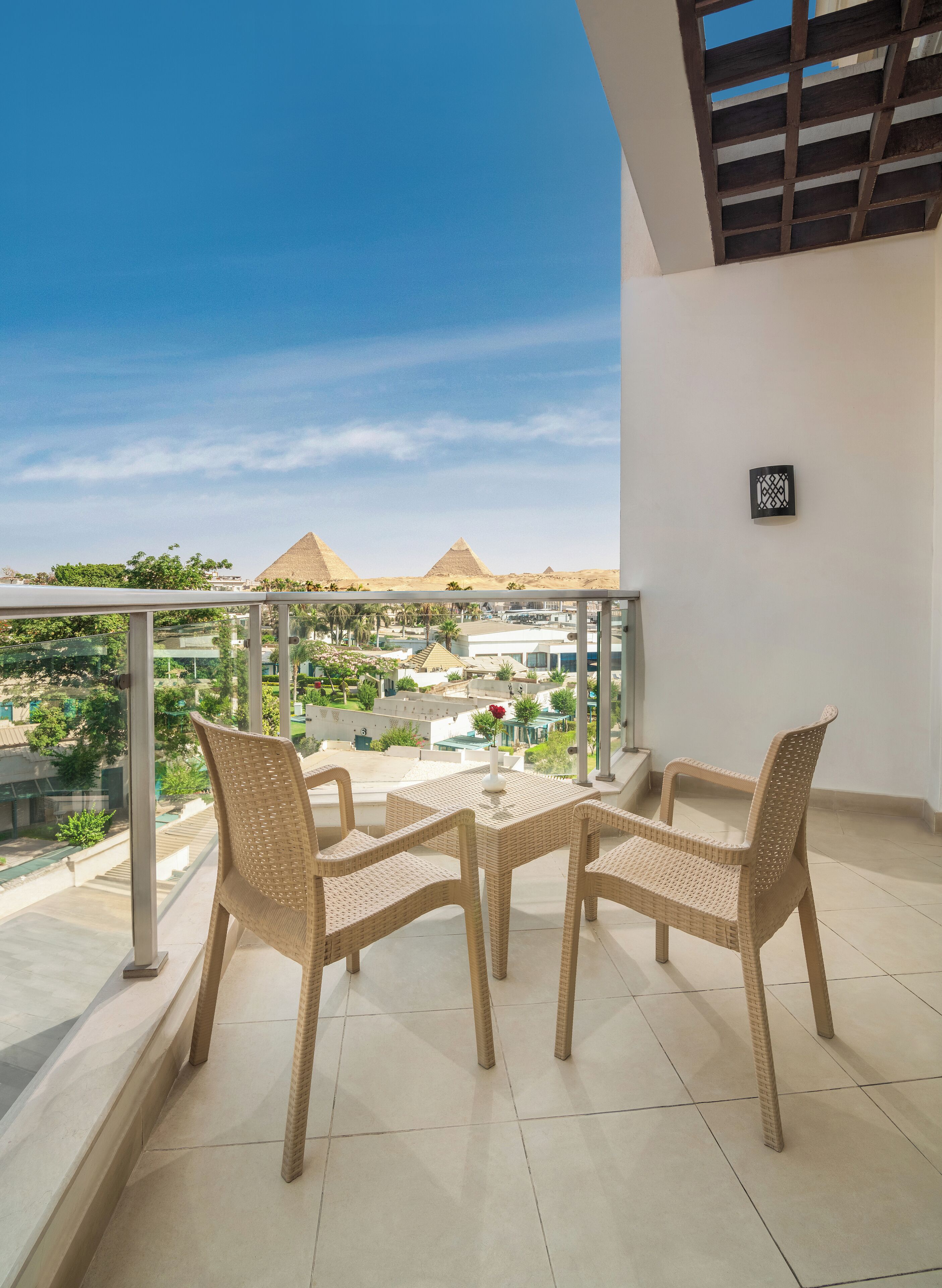 deluxe room (pyramid view) | terrace/patio