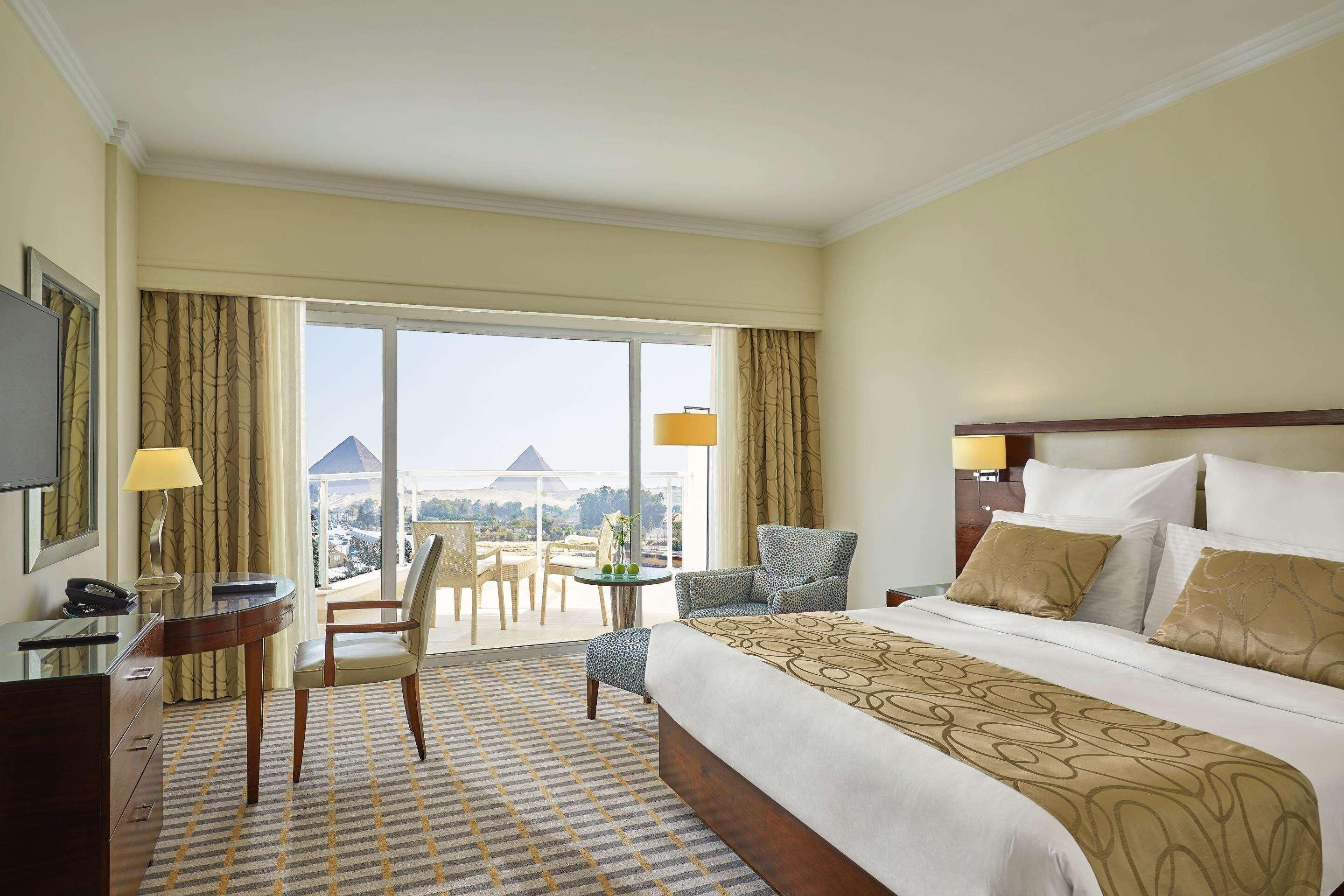 In-room safe, desk, soundproofing, iron/ironing board (on request)