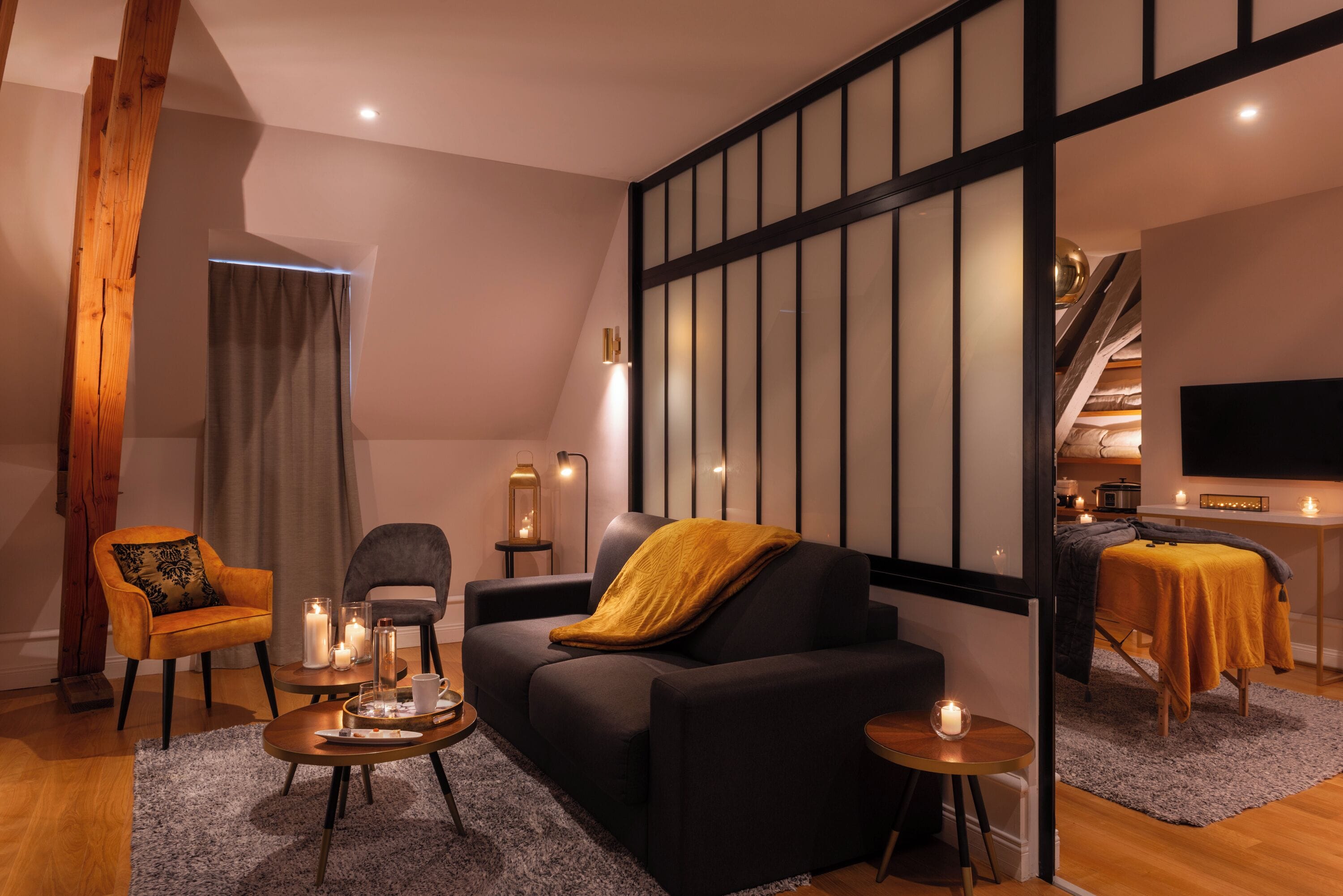 couples treatment room(s), hot stone massages, deep-tissue massages