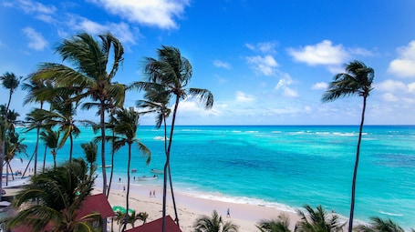 Private beach nearby, beach bar