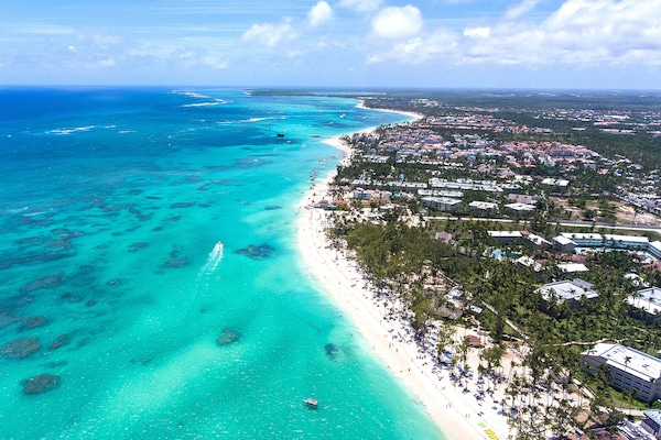 Plage privée à proximité, bar sur la plage