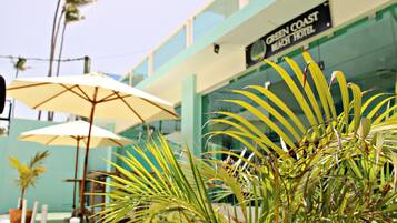 Mặt tiền nơi lưu trú