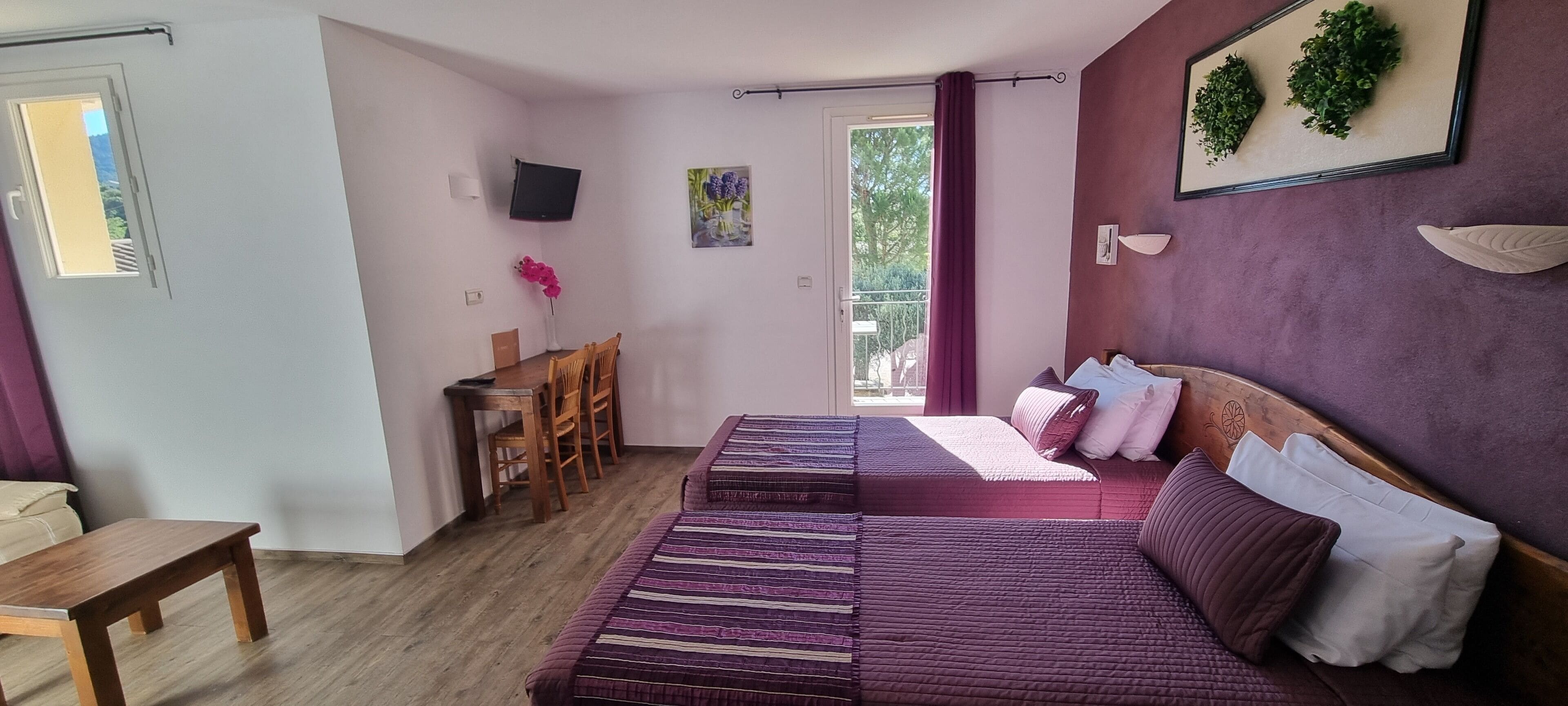 superior twin room | 1 bedroom, premium bedding, desk, soundproofing