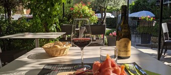 Le Pradet Hotel