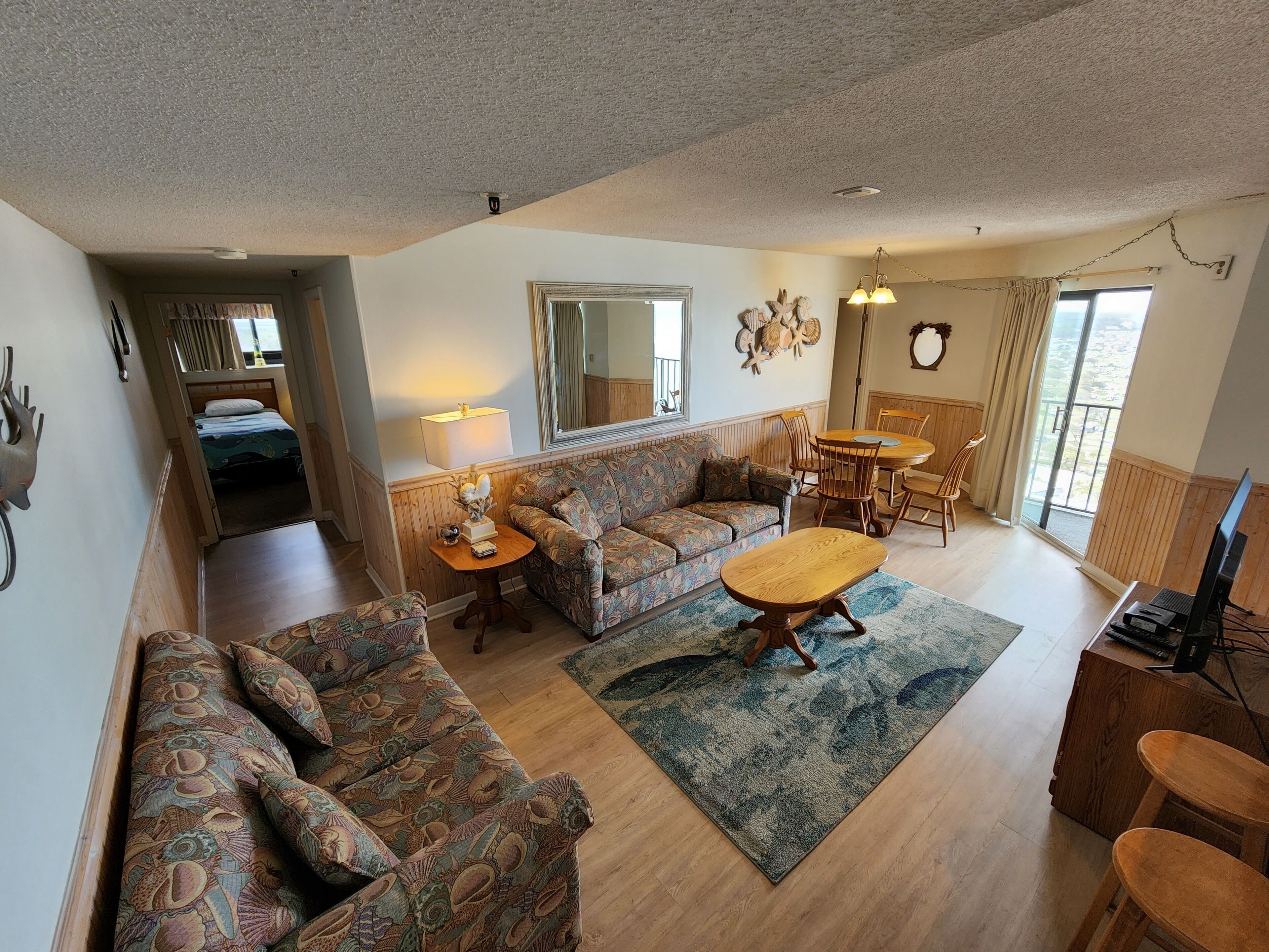 Ocean Condo - The View !! - Limpio - Reformado 2 Bdrm 19o Piso - Surfside Beach, SC
