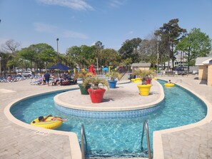 Innenpool, Außenpool