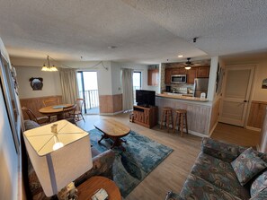 Smart TV, video games, video library