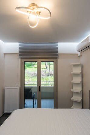 2 bedrooms, iron/ironing board, WiFi, bed sheets - Luxury with in the Port (Igoumenitsa)