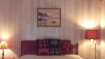 2 bedrooms, free WiFi, bed sheets, wheelchair access