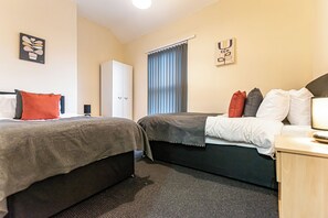 3 Schlafzimmer, Bügeleisen/Bügelbrett, kostenloses WLAN, Bettwäsche