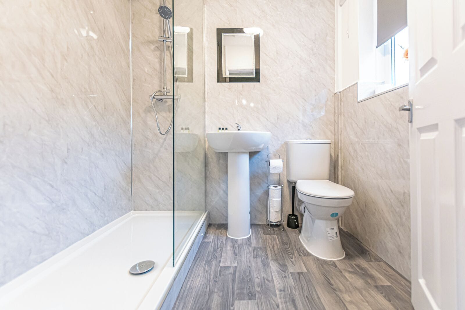 Bathtub, hair dryer, towels, soap