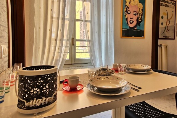 Studio, 1 Bedroom | In-room dining - Antica Corte Bonanomi (Como)