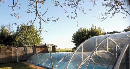 FeWo OstFerienhof RemlinPool, Sauna, Hot Pot