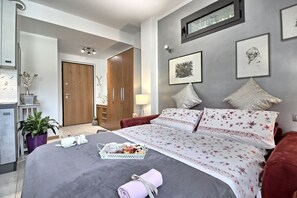 Studio | Living area | Flat-screen TV - Logicasa Casa Ada Como Lake (Como)