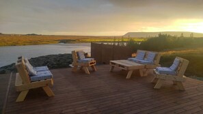 BBQ/picnic Area - Paradise Cabin (Selfoss)