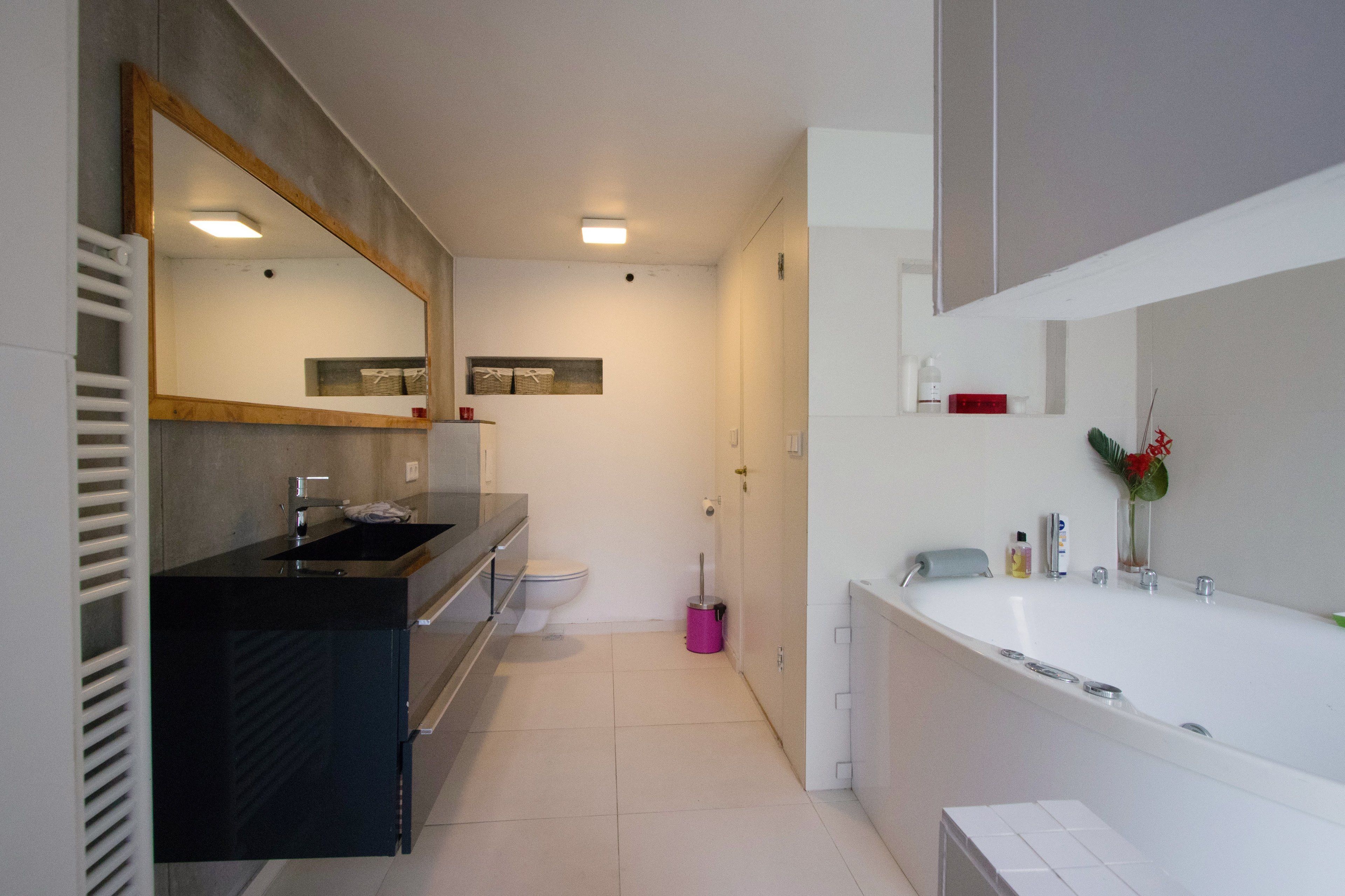 Rumah Mewah, balkon (122413) | Kamar mandi | Pengering rambut dan handuk