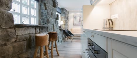 Apartment, 1 Bedroom (130698) | Private kitchen