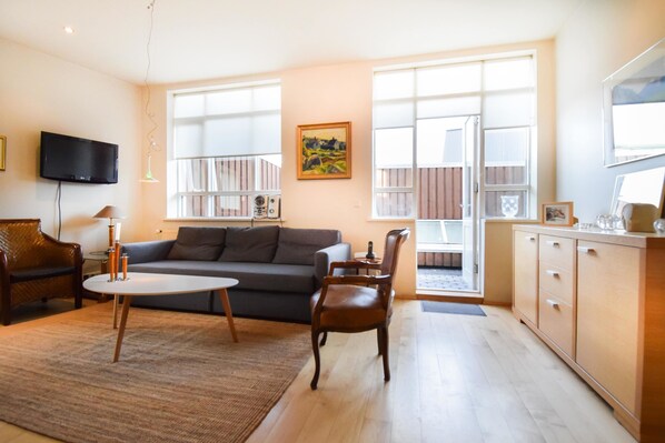 Televisión de pantalla plana