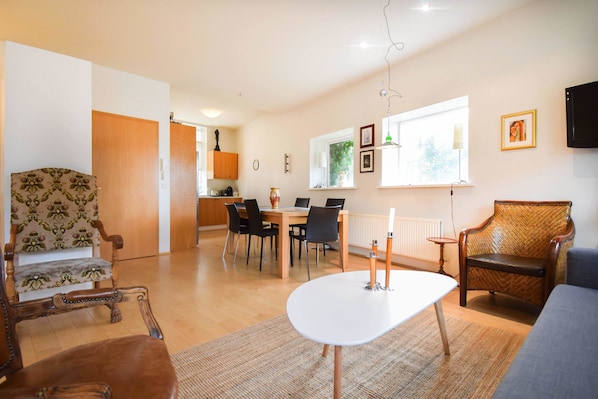 Apartment, 1 Bedroom (141469) | Living area | Flat-screen TV
